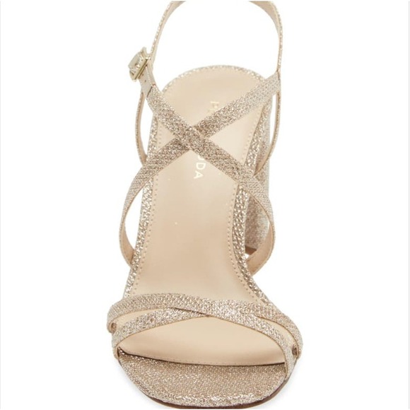Pelle Moda‎ Size 6.5 Gold Glitter Shimmer Noreen Strap 3\